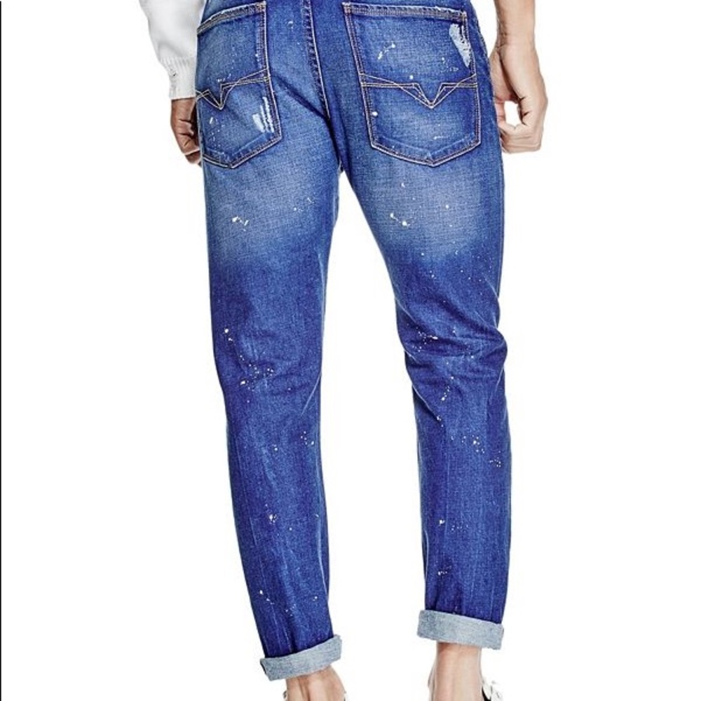 Guess Tapered Crop Jeans - Picture 6 of 6